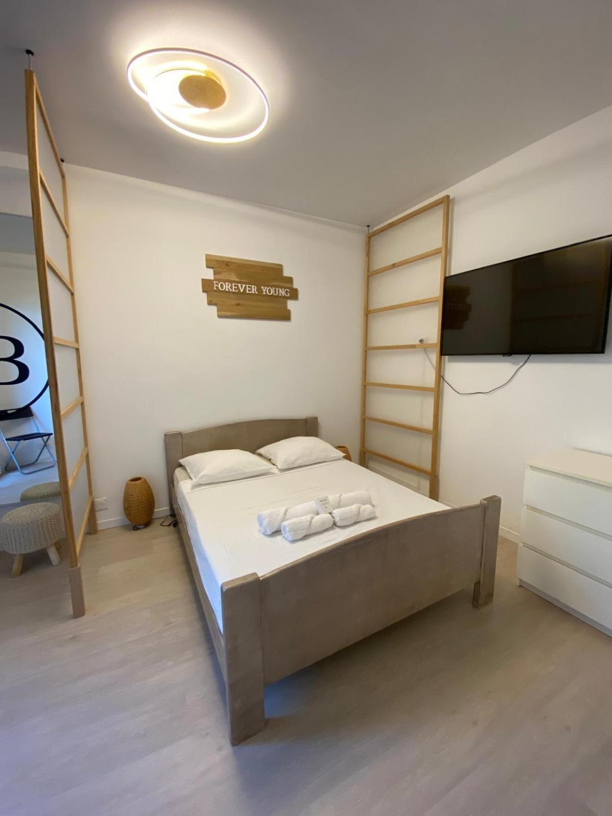Spacieux Appart Terrasse Metro Hopital 4Pers Wifi Villejuif Ngoại thất bức ảnh